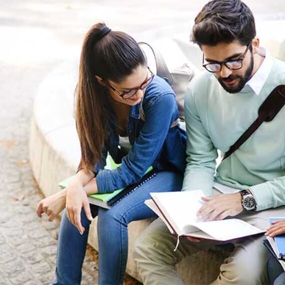 How Eginary University Theme Enhances Online Learning Experience